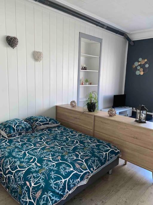 Studio Spacieux Proche Du Centre Ville Montceau-les-Mines Extérieur photo